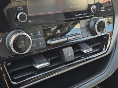 Used 2022  Toyota Highlander Hybrid Bronze Edition AWD at CarloanExpress&period;Com near Hampton&comma; VA