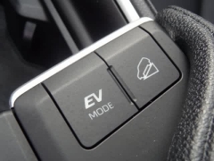 Used 2025  Toyota Grand Highlander Hybrid AWD (Natl) at CarloanExpress.Com near Hampton, VA