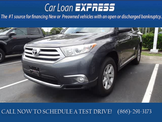 Used 2012  Toyota Highlander 4WD 4dr V6 &lpar;Natl&rpar; at CarloanExpress&period;Com near Hampton&comma; VA