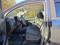 Used 2016  GMC Canyon 4WD Crew Cab 128.3" SLE at CarloanExpress.Com near Hampton, VA