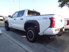 Used 2025  Toyota Tacoma 4WD Double Cab Bed &lpar;Natl&rpar; at CarloanExpress&period;Com near Hampton&comma; VA