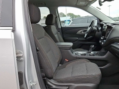 Used 2018  Chevrolet Traverse 4d SUV AWD LT Cloth w&sol;1LT at CarloanExpress&period;Com near Hampton&comma; VA