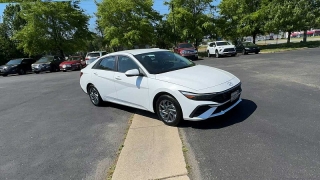 Used 2024  Hyundai Elantra SEL IVT at CarloanExpress&period;Com near Hampton&comma; VA