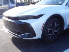 Used 2024  Toyota Crown AWD &lpar;Natl&rpar; at CarloanExpress&period;Com near Hampton&comma; VA