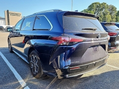 Used 2025  Toyota Sienna Platinum AWD 7-Passenger at CarloanExpress&period;Com near Hampton&comma; VA