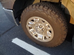 Used 2016  Nissan NVP 3500 V8 SL at CarloanExpress.Com near Hampton, VA