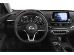 Used 2022  Nissan Altima 2.5 SR Sedan at CarloanExpress.Com near Hampton, VA