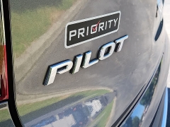 Used 2022  Honda Pilot Touring 7-Passenger AWD at CarloanExpress&period;Com near Hampton&comma; VA