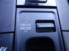 Used 2024  Toyota Prius (Natl) at CarloanExpress.Com near Hampton, VA