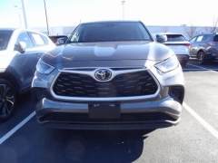 Used 2023  Toyota Highlander FWD &lpar;Natl&rpar; at CarloanExpress&period;Com near Hampton&comma; VA