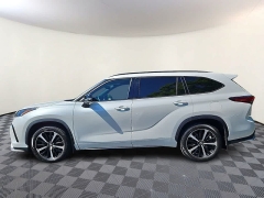 Used 2022  Toyota Highlander XSE AWD at CarloanExpress&period;Com near Hampton&comma; VA