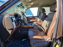 Used 2016  Chevrolet Silverado 1500 4WD Crew Cab 143.5" High Country at CarloanExpress.Com near Hampton, VA