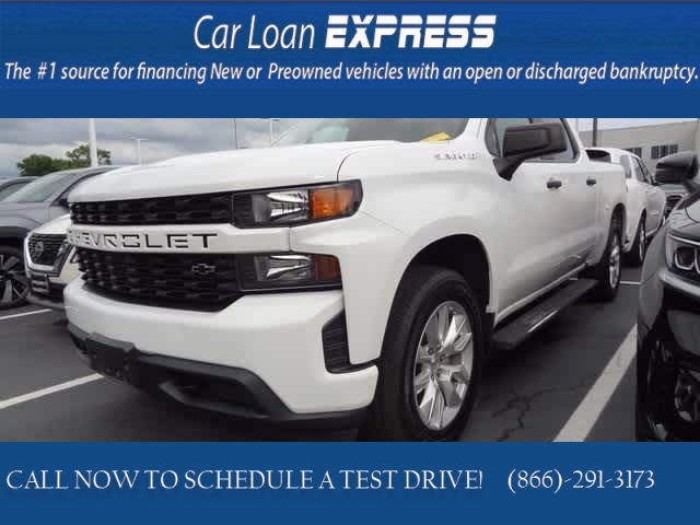 Used 2021  Chevrolet Silverado 1500 2WD Crew Cab 147" Custom at CarloanExpress.Com near Hampton, VA