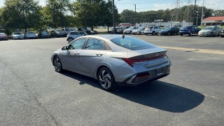 Used 2024  Hyundai Elantra Limited IVT at CarloanExpress&period;Com near Hampton&comma; VA