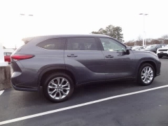 Used 2020  Toyota Highlander AWD &lpar;Natl&rpar; at CarloanExpress&period;Com near Hampton&comma; VA