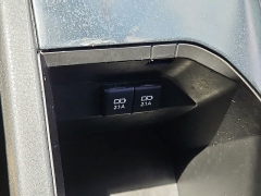 Used 2020  Toyota Camry SE Auto &lpar;Natl&rpar; at CarloanExpress&period;Com near Hampton&comma; VA