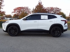 Used 2024  Chevrolet Trax FWD 4dr ACTIV at CarloanExpress.Com near Hampton, VA