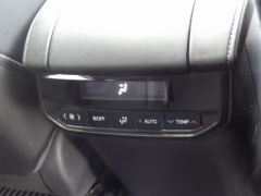 Used 2020  Toyota Highlander AWD (Natl) at CarloanExpress.Com near Hampton, VA