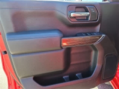 Used 2021  Chevrolet Silverado 1500 4WD Crew Cab 147" RST at CarloanExpress.Com near Hampton, VA