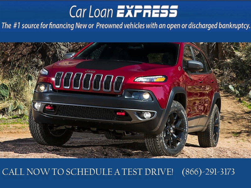 Used 2014  Jeep Cherokee 4d SUV 4WD Trailhawk V6 at CarloanExpress&period;Com near Hampton&comma; VA