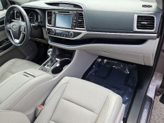 Used 2019  Toyota Highlander Limited V6 AWD &lpar;Natl&rpar; at CarloanExpress&period;Com near Hampton&comma; VA