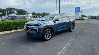 Used 2026  Chevrolet Traverse AWD 4dr LT w&sol;2LT at CarloanExpress&period;Com near Hampton&comma; VA
