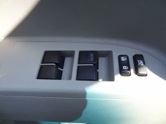 Used 2013  Toyota Highlander 4d SUV AWD Limited at CarloanExpress&period;Com near Hampton&comma; VA