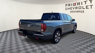 Used 2019  Honda Ridgeline Crew Cab AWD RTL at CarloanExpress&period;Com near Hampton&comma; VA