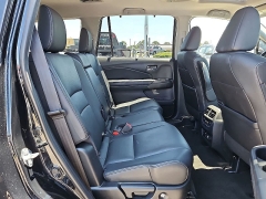 Used 2021  Honda Pilot Touring 8-Passenger AWD at CarloanExpress&period;Com near Hampton&comma; VA