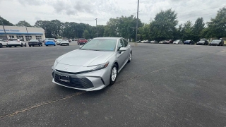 Used 2025  Toyota Camry &lpar;Natl&rpar; at CarloanExpress&period;Com near Hampton&comma; VA