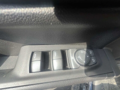 Used 2022  Chevrolet Silverado 1500 4WD Crew Cab 147" Custom at CarloanExpress.Com near Hampton, VA