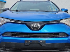 Used 2018  Toyota RAV4 FWD &lpar;Natl&rpar; at CarloanExpress&period;Com near Hampton&comma; VA