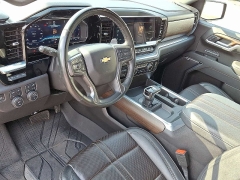 Used 2025  Chevrolet Silverado 1500 4WD Crew Cab 147" High Country at CarloanExpress&period;Com near Hampton&comma; VA