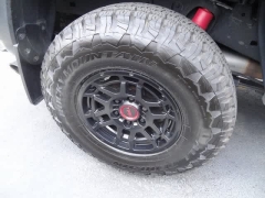 Used 2022  Toyota Tacoma 4WD Double Cab 5' Bed V6 &lpar;Natl&rpar; at CarloanExpress&period;Com near Hampton&comma; VA