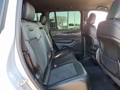 Used 2025  Jeep Grand Cherokee Altitude 4x4 at CarloanExpress&period;Com near Hampton&comma; VA