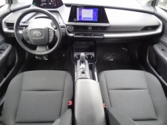Used 2024  Toyota Prius &lpar;Natl&rpar; at CarloanExpress&period;Com near Hampton&comma; VA