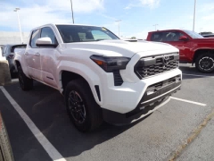 Used 2025  Toyota Tacoma 4WD Double Cab Bed &lpar;Natl&rpar; at CarloanExpress&period;Com near Hampton&comma; VA