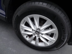 Used 2025  Toyota Corolla Cross LE 2WD at CarloanExpress&period;Com near Hampton&comma; VA