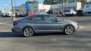 Used 2024  Volkswagen Jetta SE Auto at CarloanExpress&period;Com near Hampton&comma; VA