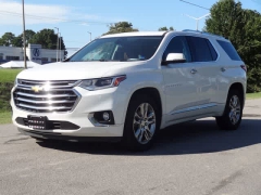Used 2019  Chevrolet Traverse AWD 4dr High Country w&sol;2LZ at CarloanExpress&period;Com near Hampton&comma; VA