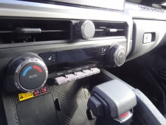Used 2024  Toyota Tacoma 4WD Double Cab Bed &lpar;Natl&rpar; at CarloanExpress&period;Com near Hampton&comma; VA