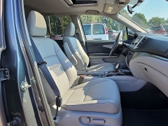Used 2019  Honda Ridgeline Crew Cab AWD RTL at CarloanExpress&period;Com near Hampton&comma; VA