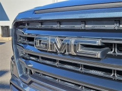Used 2021  GMC Sierra 1500 4WD Double Cab 147" Elevation w/3SB at CarloanExpress.Com near Hampton, VA