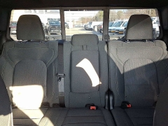 Used 2019  Ram 1500 Big Horn&sol;Lone Star 4x4 Crew Cab 5'7" Box at CarloanExpress&period;Com near Hampton&comma; VA