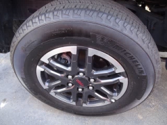 Used 2025  Toyota Tacoma 4WD Double Cab Bed &lpar;Natl&rpar; at CarloanExpress&period;Com near Hampton&comma; VA