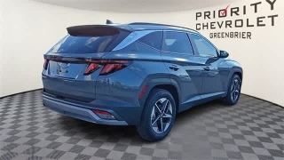 Used 2025  Hyundai Tucson SEL FWD at CarloanExpress&period;Com near Hampton&comma; VA