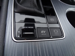 Used 2023  Toyota Sienna XSE FWD 7-Passenger &lpar;Natl&rpar; at CarloanExpress&period;Com near Hampton&comma; VA