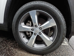 Used 2021  Jeep Grand Cherokee L Limited 4x2 at CarloanExpress&period;Com near Hampton&comma; VA