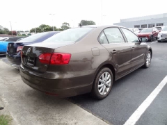Used 2014  Volkswagen Jetta Sedan 4dr Auto SE at CarloanExpress&period;Com near Hampton&comma; VA