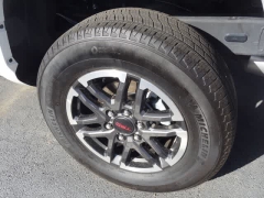 Used 2025  Toyota Tacoma 4WD Double Cab Bed &lpar;Natl&rpar; at CarloanExpress&period;Com near Hampton&comma; VA